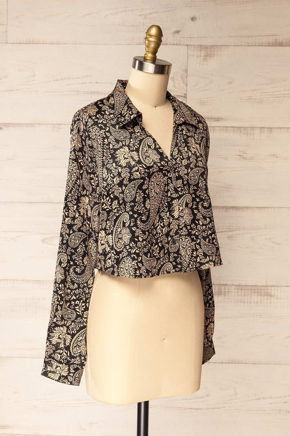 side view of sewing mannequin wearing Kalyan Cropped Paisley Print Shirt from La petite garçonne