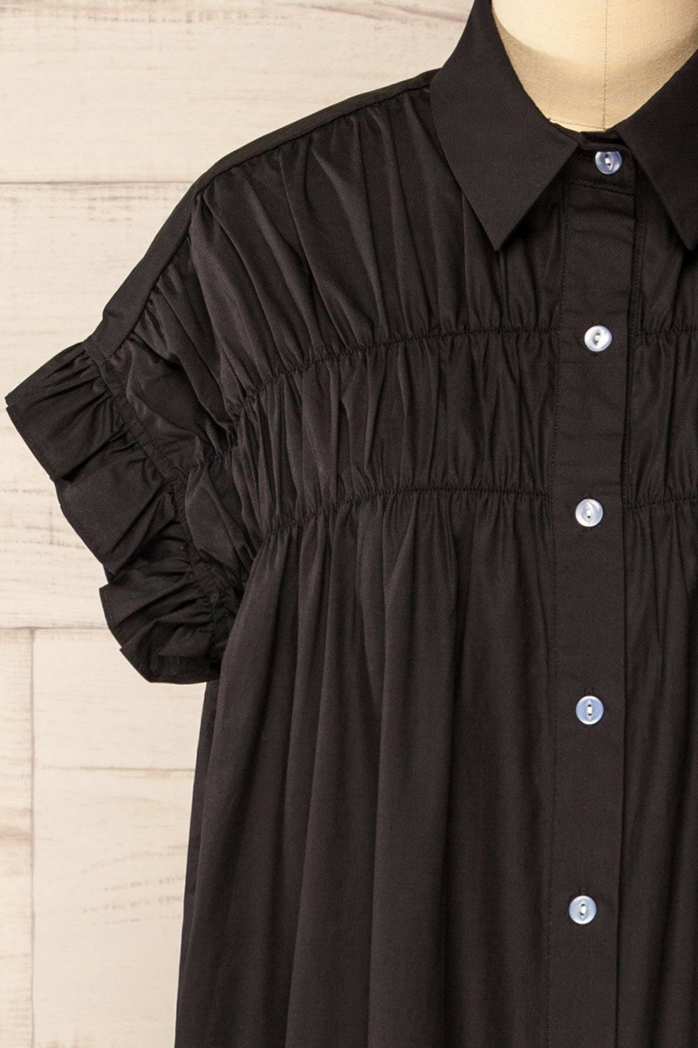 Kanso Black Short Shirt Dress w/ Ruched Details | La petite garçonne front