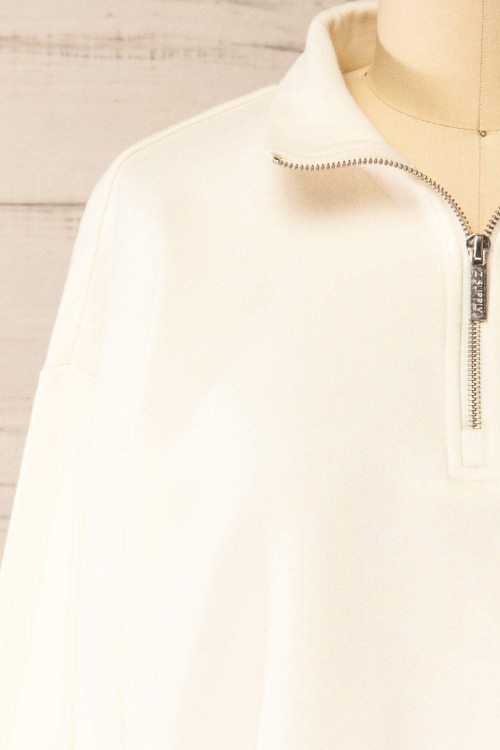 Kathua White Cropped Quarter-Zip Sweatshirt | La petite garçonne front