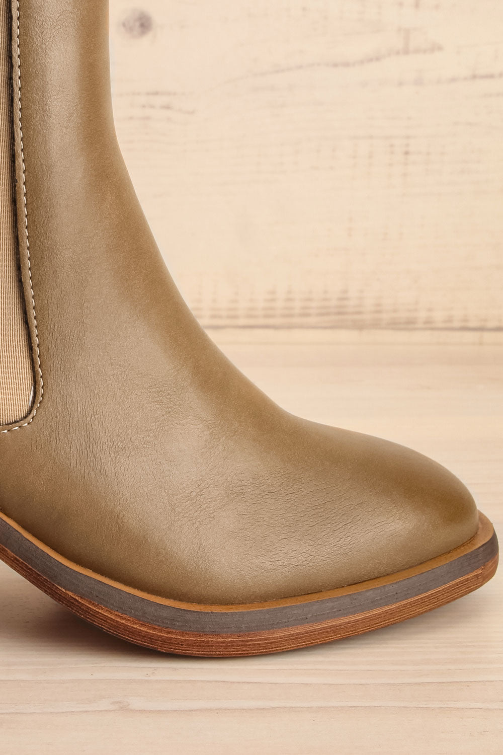 Kelso Khaki Platform Heeled Boots | La petite garçonne front