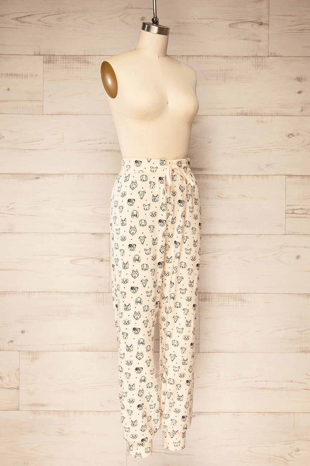 Kerry Beige Pyjama Joggers w/ Dog Print | La petite garçonne side view