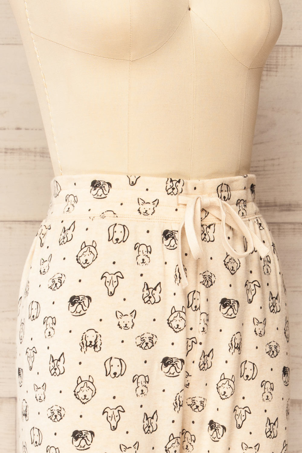 Kerry Beige Pyjama Joggers w/ Dog Print | La petite garçonne side