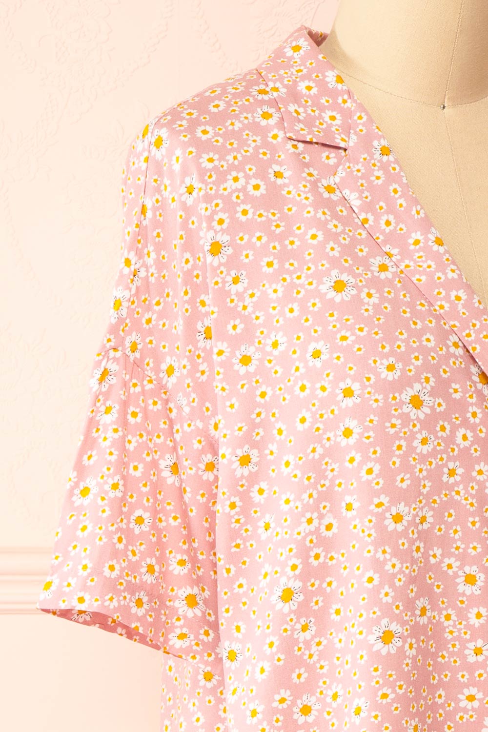 Keza Pink Blouse w/ Floral Pattern | Boutique 1861 side