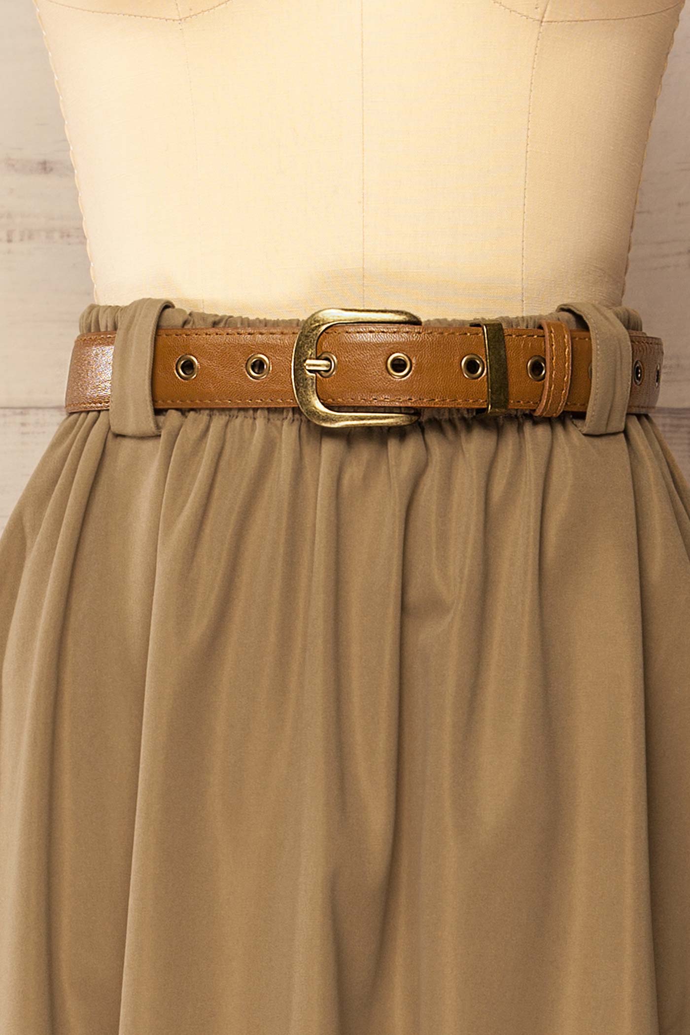 Khandwa Khaki Midi Skirt with Belt and Pockets | La petite garçonne belt