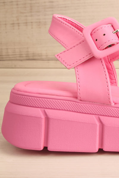 Kitsch Pink Platform Sandals | La petite garçonne side close-up
