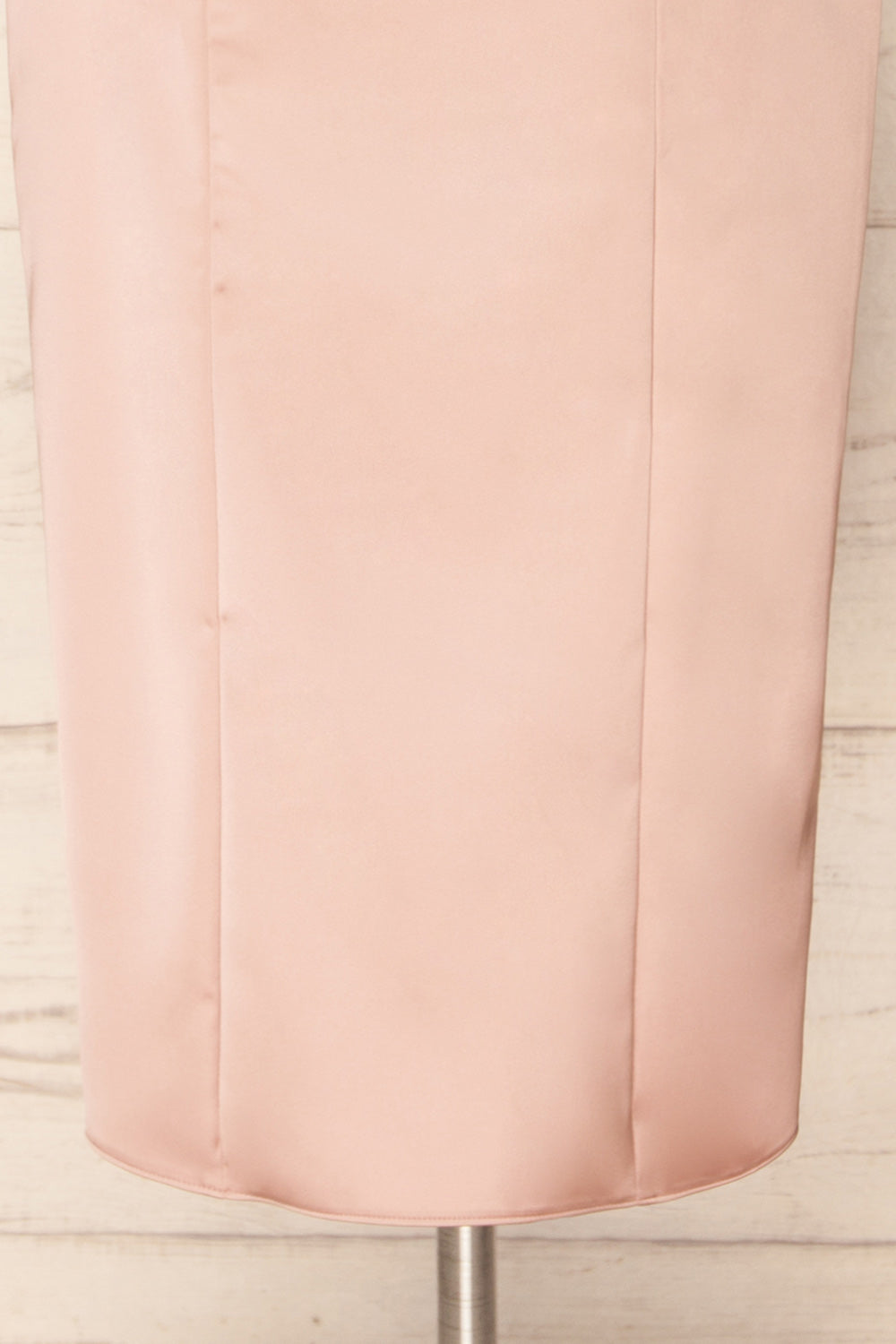 Korina Pink Fitted Satin Midi Dress | La petite garçonne bottom