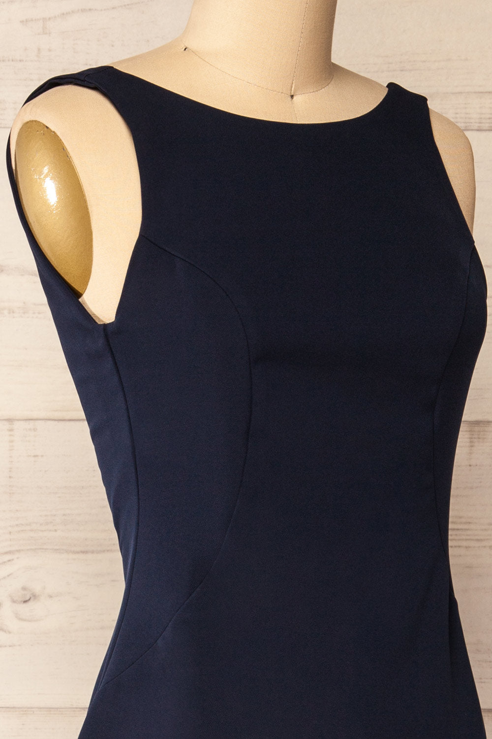 Kovna Navy Fitted Midi Dress w/ Open Back | La petite garçonne side close-up