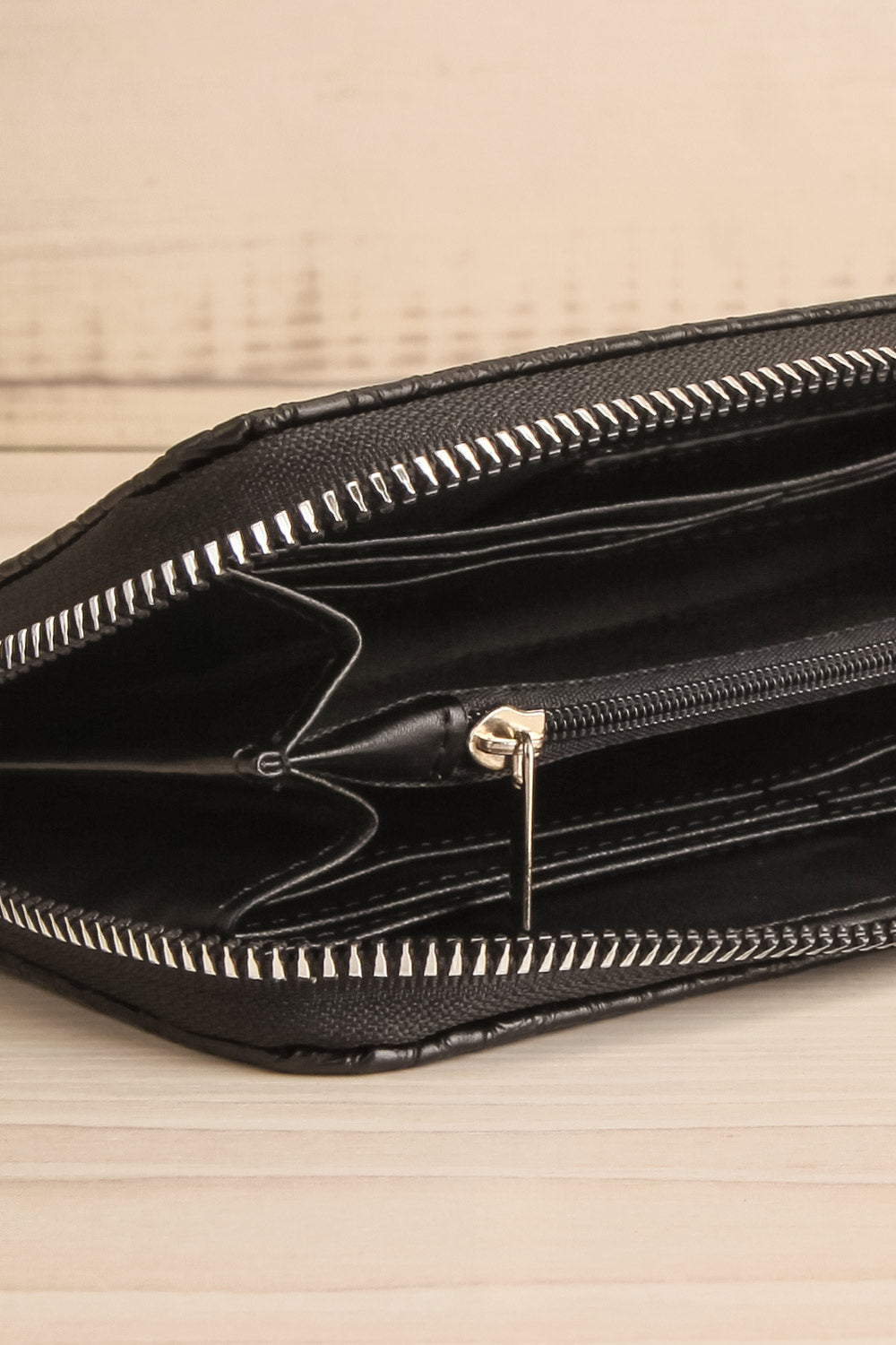Kumasi Black Faux Croc Wallet | La petite garçonne open close-up