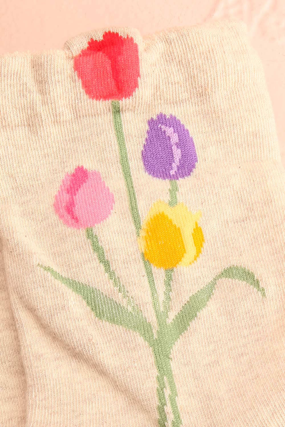 KYLAH BEIGE close-up