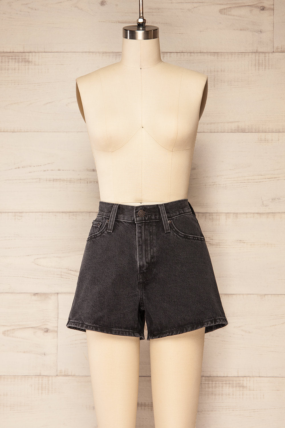 Laguna Black High-Waisted Black Denim Shorts | La petite garçonne front view