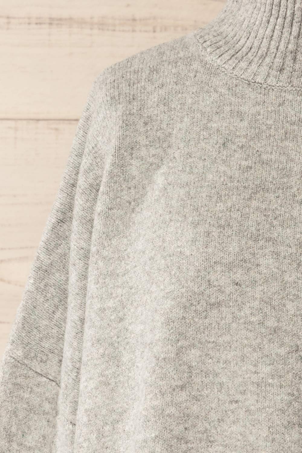 Lander Oversized Grey Knitted Sweater | La petite garçonne front