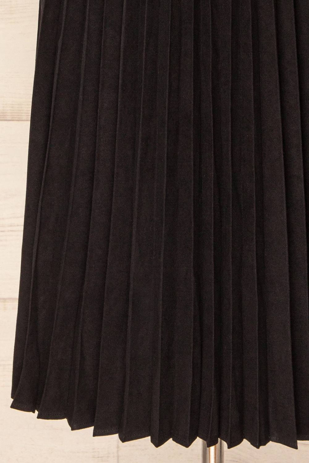 Langdon Black Pleated Velvet Midi Skirt | La petite garçonne bottom