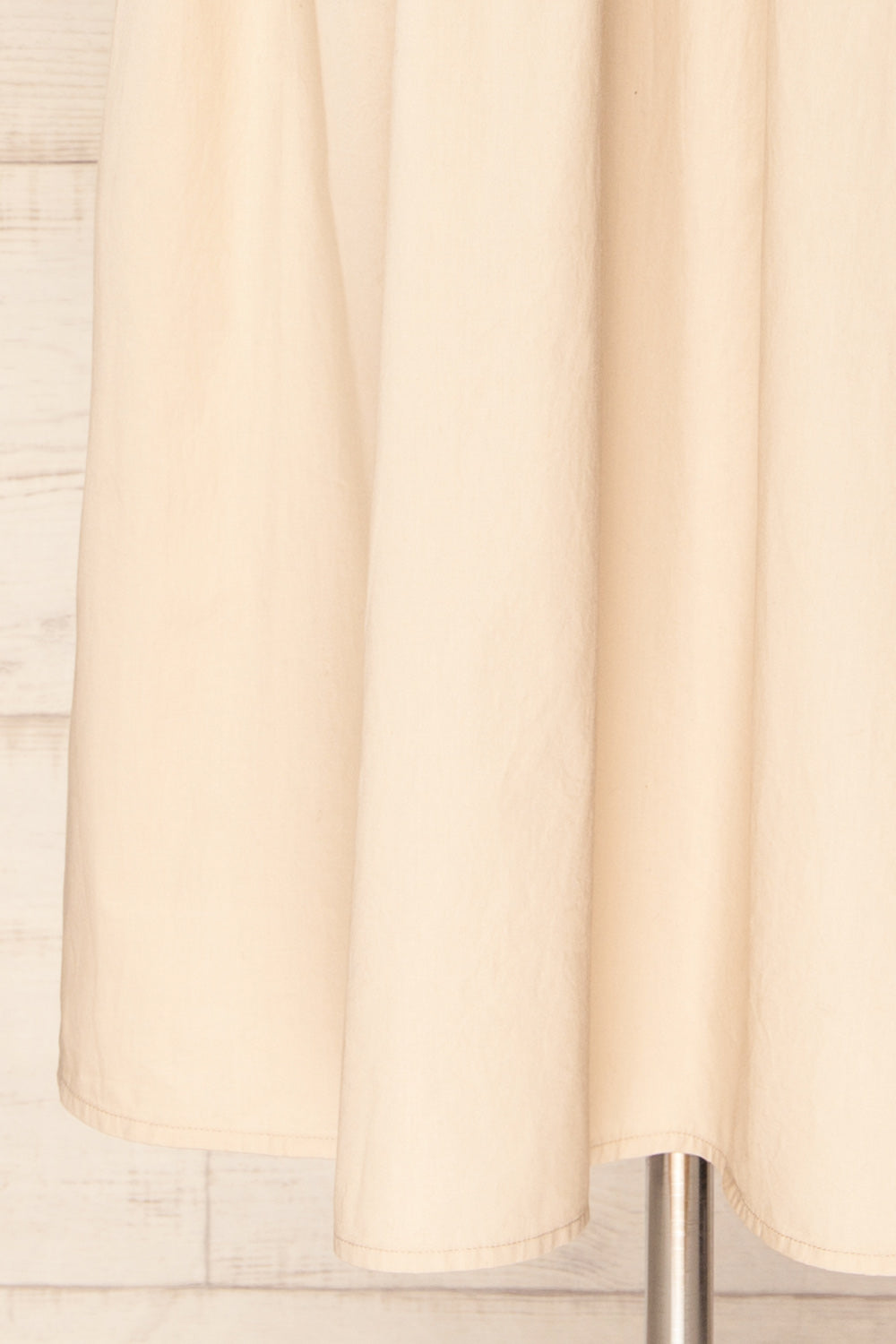 Langtang Midi Beige Tee Dress | La petite garçonne bottom