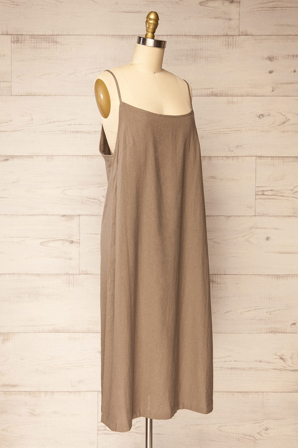 Libby Taupe Oversized Slip Dress w/ Slit | La petite garçonne side view