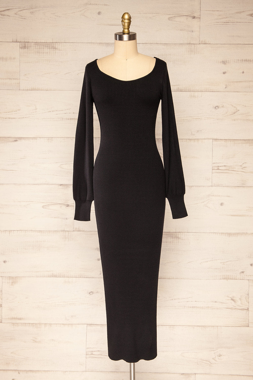 Lilongwe Black Ribbed Midi Dress w/ Long Sleeves | La petite garçonne front view