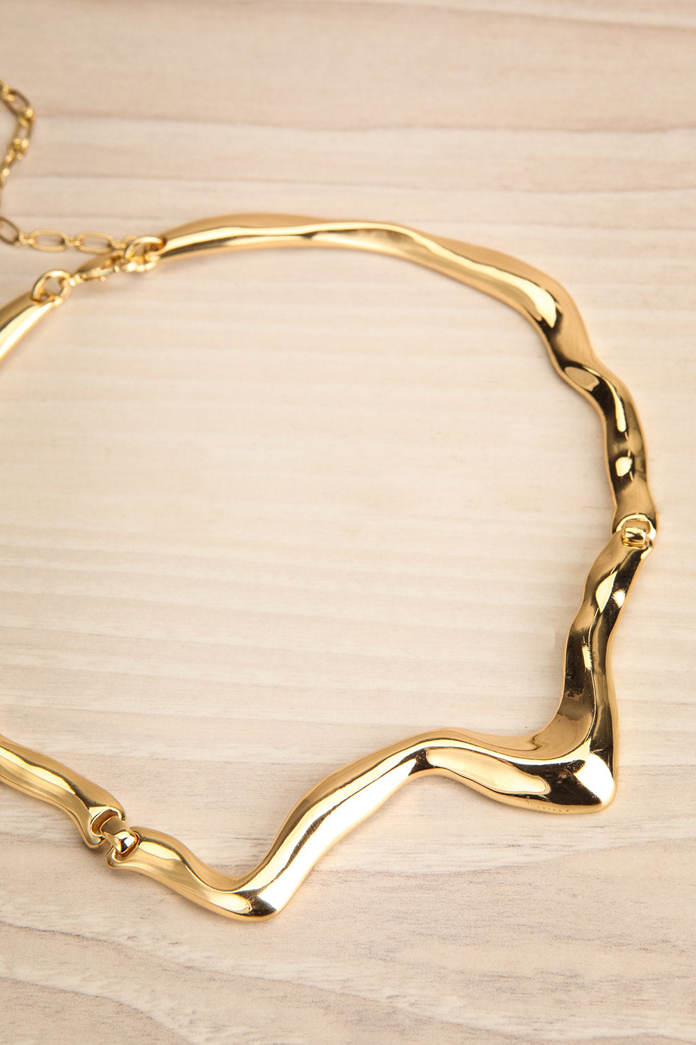 Livarot Gold Asymmetrical Necklace | La petite garçonne flat view