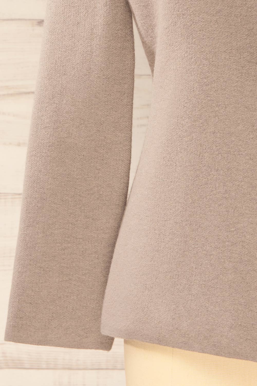 Louxor Taupe Knitted Flared Cardigan | La petite garçonne sleeve