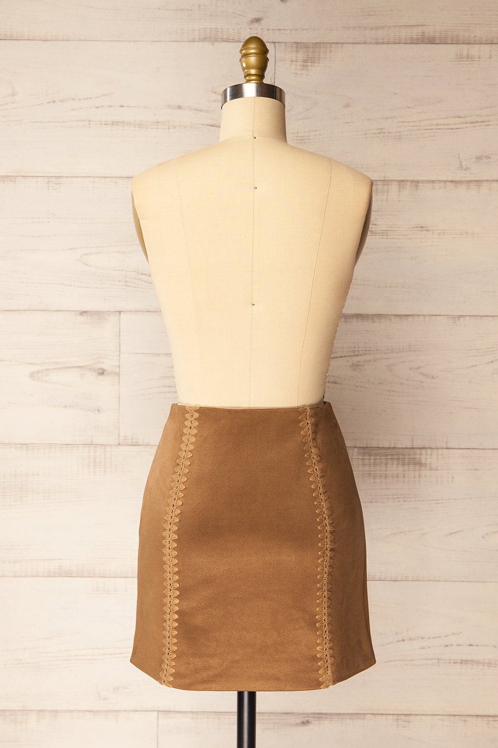 Loxton Short Brown Faux Suede Skirt | La petite garçonne back view