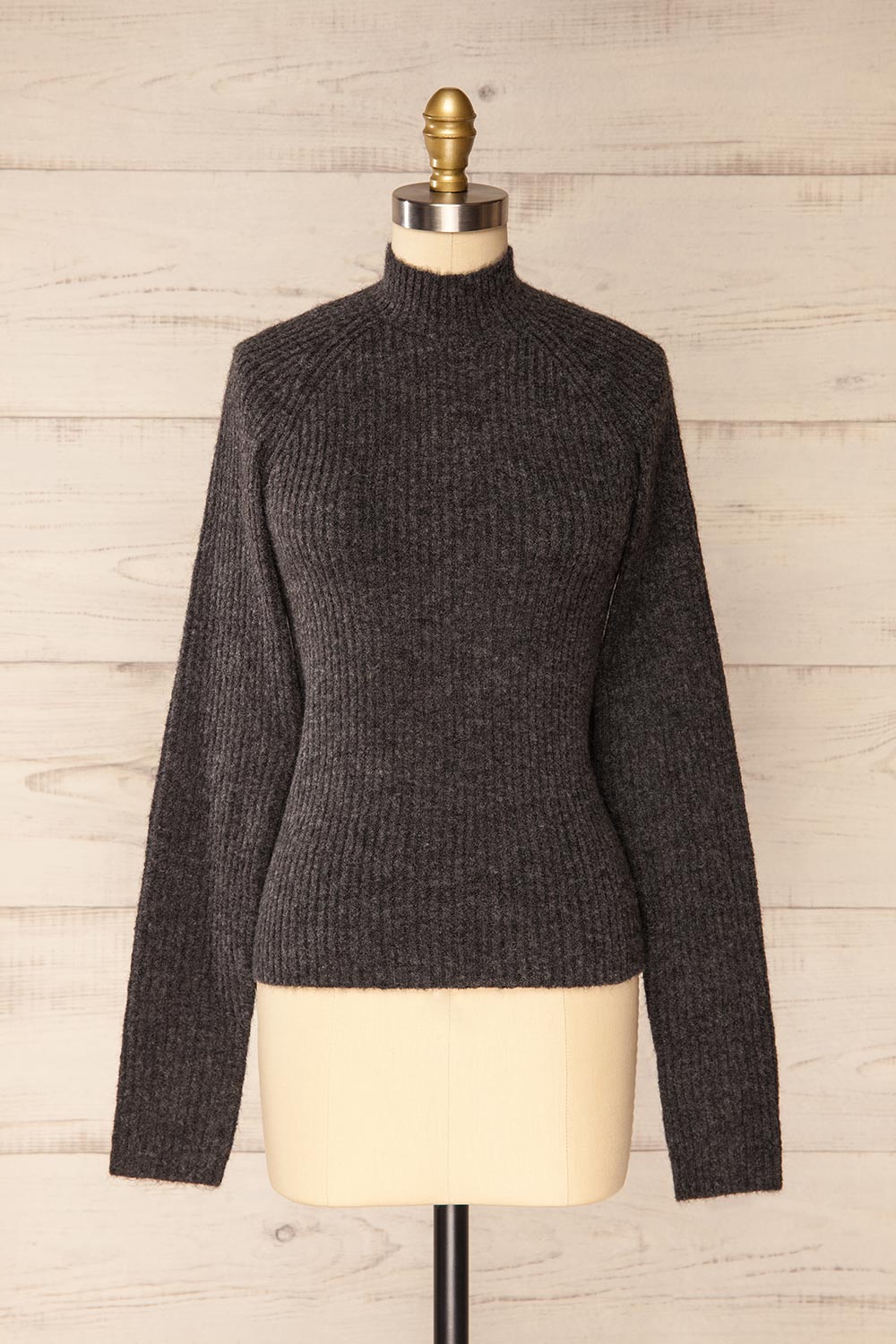 Luanda Grey Long Ribbed Sweater | La petite garçonne front view