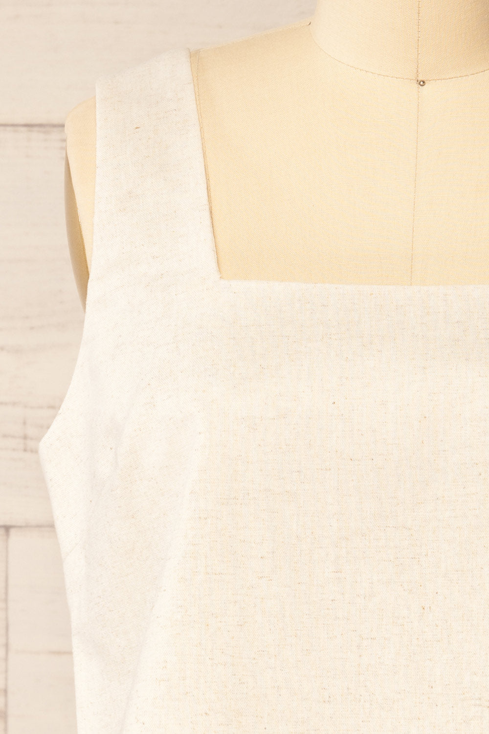 Lukla Beige Cropped Linen Tank Top | La petite garçonne front