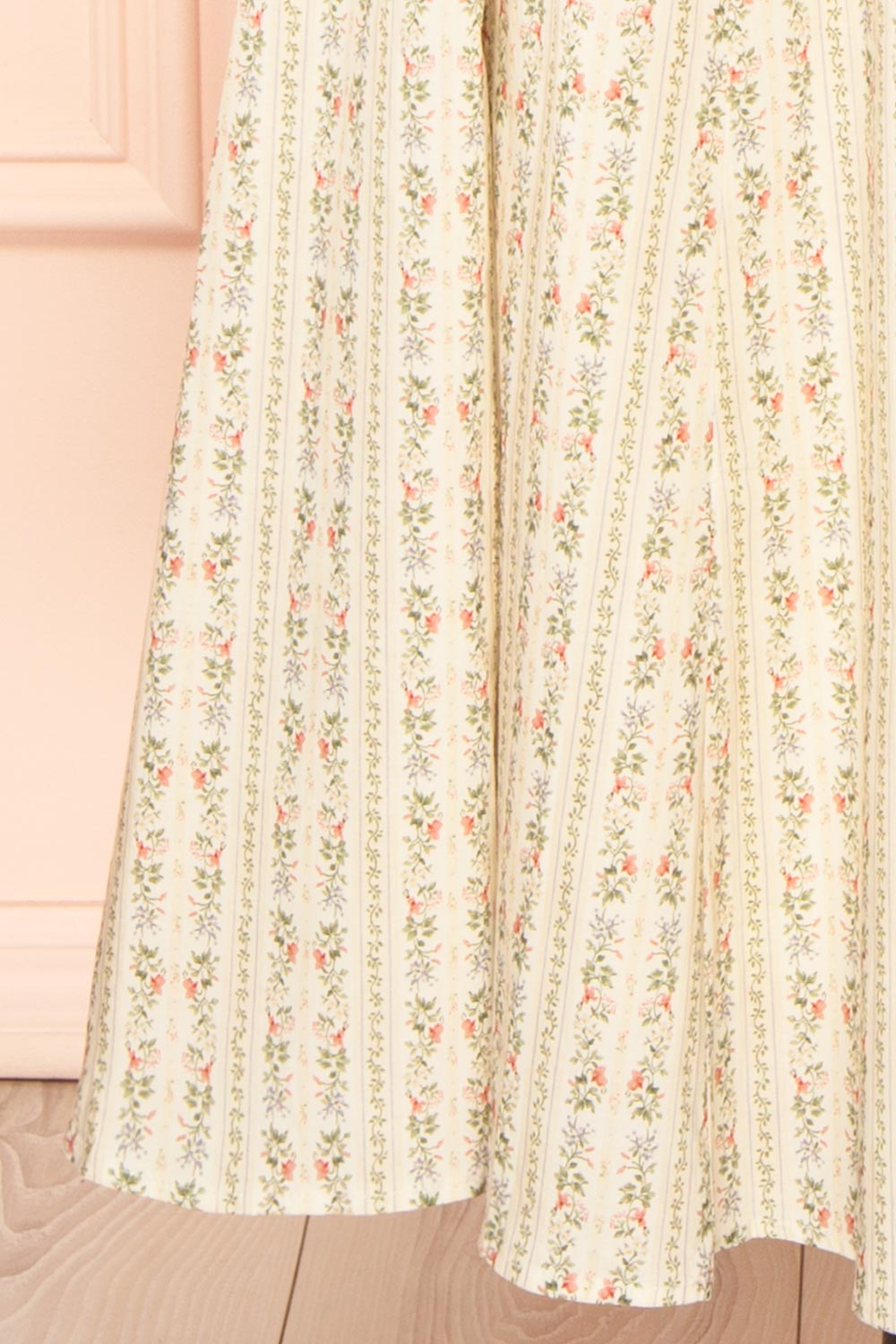 Lyrael Midi Dress w/ Vintage Floral Pattern | Boutique 1861 bottom