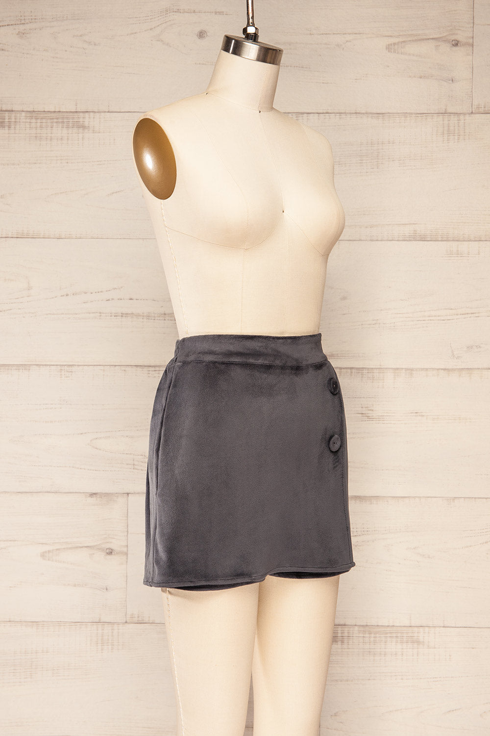 Majuro Dark Grey Velvet Skort | La petite garçonne side view