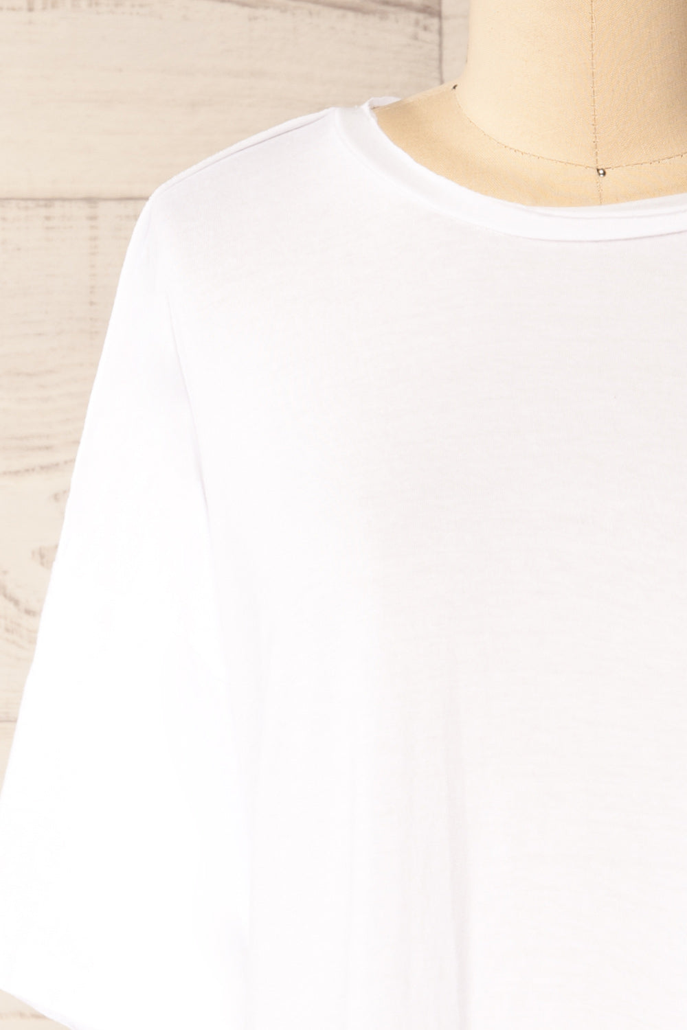 Manila White Crew Neck Oversized T-Shirt | La petite garçonne close-up