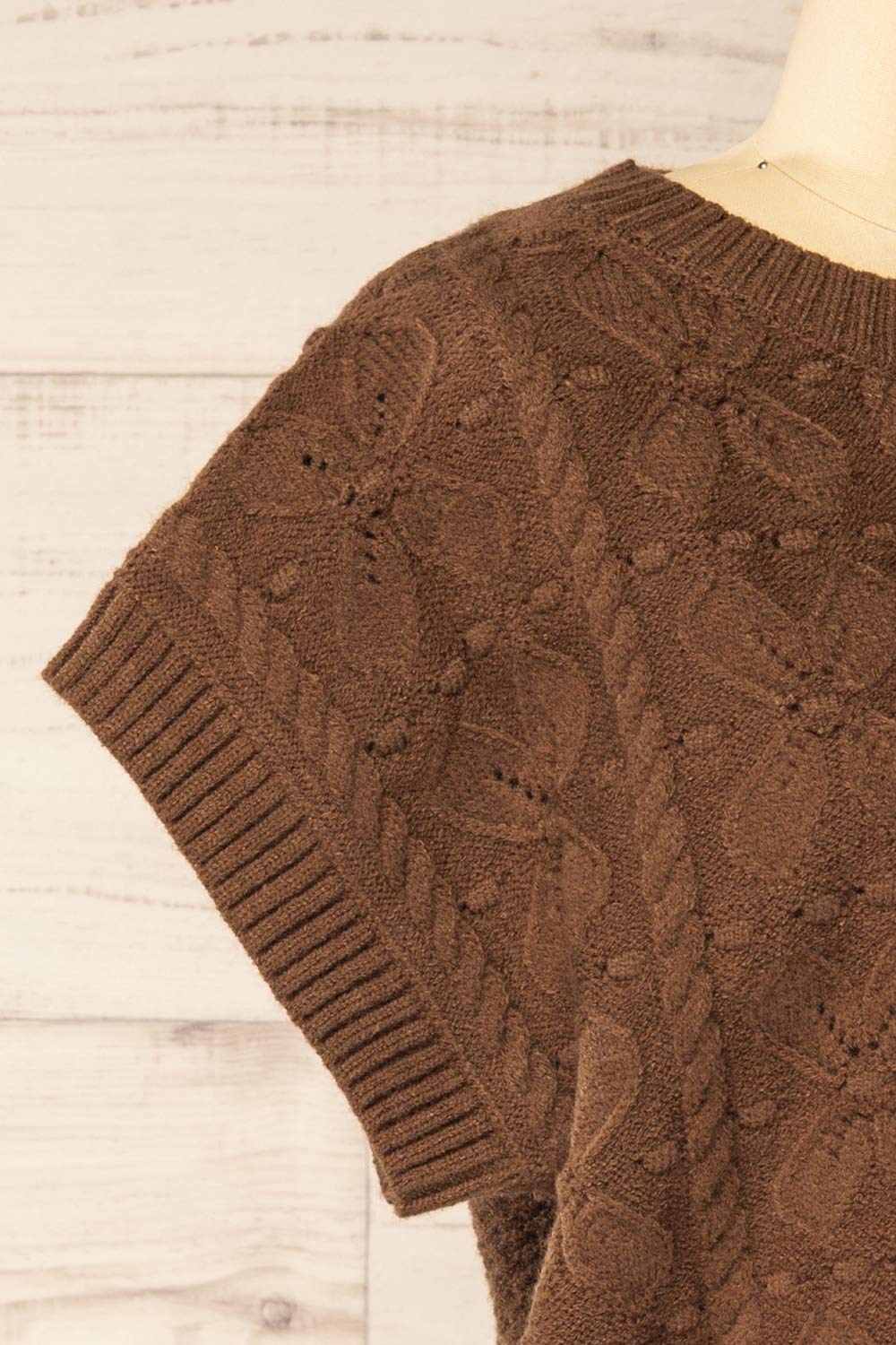 Mareeba Brown Oversized Knit Vest | La petite garçonne side