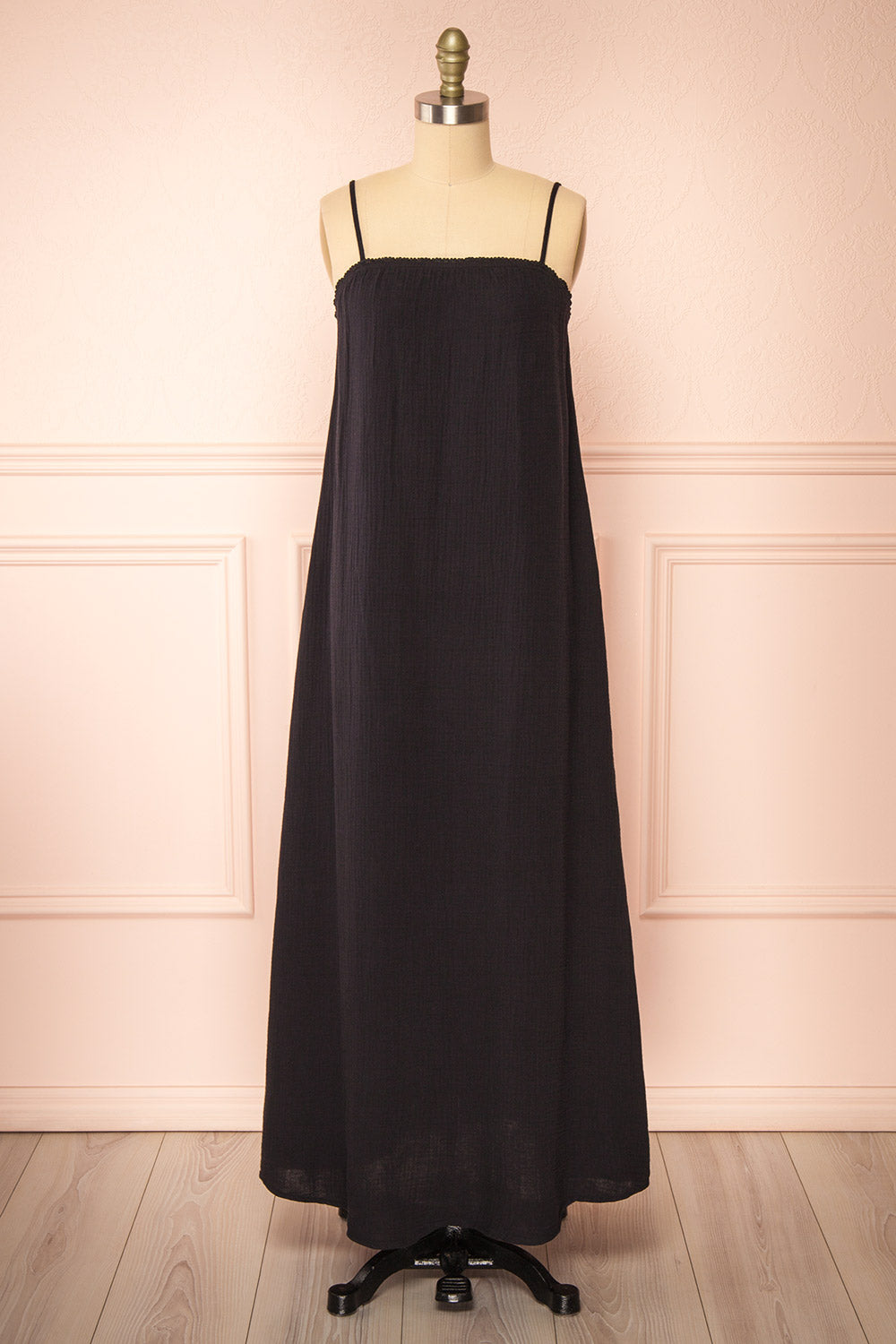 Marinet Black Long Loose-Fitted Dress | Boutique 1861 front view