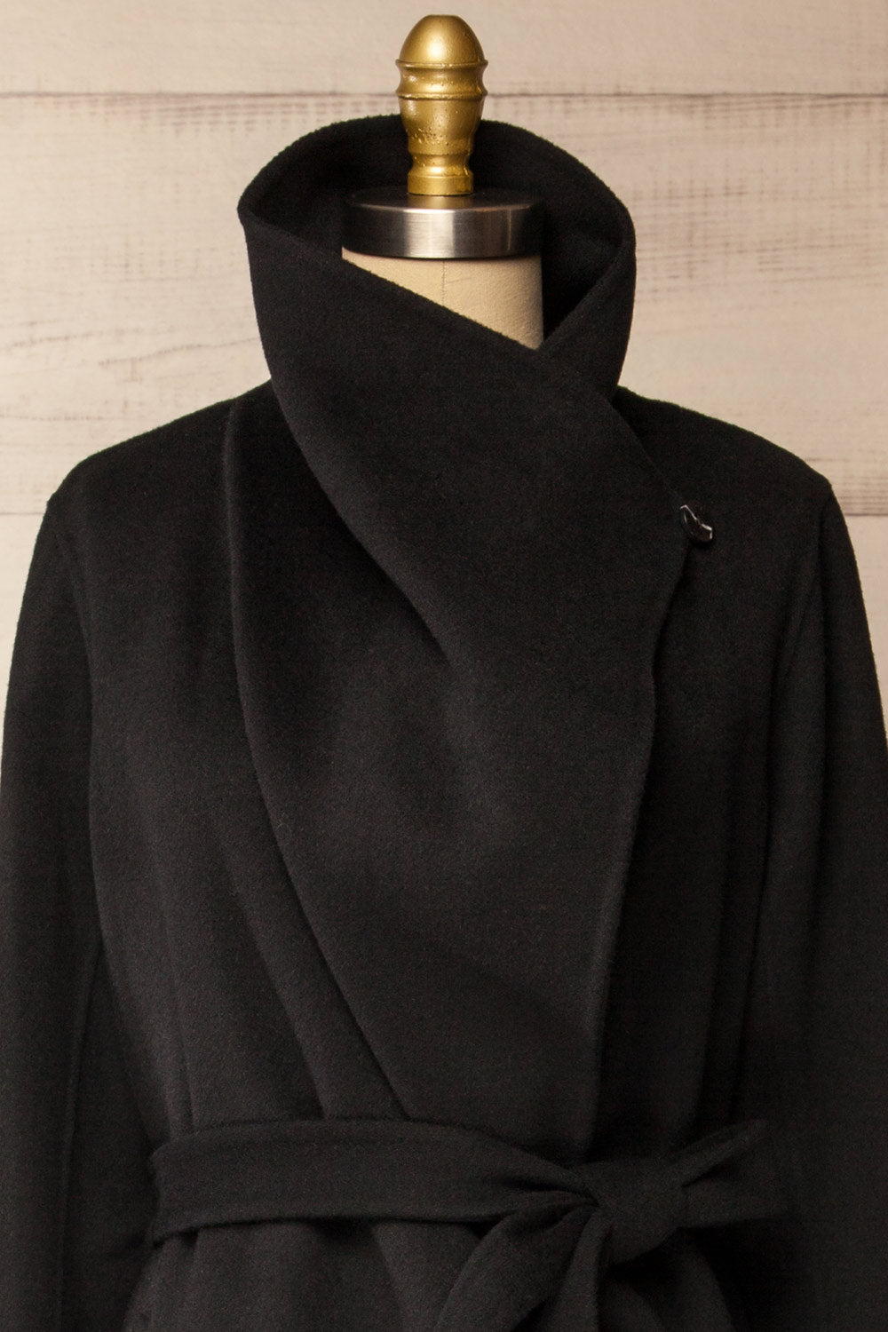 Marius Long Black Wool Coat | La petite garçonne collar
