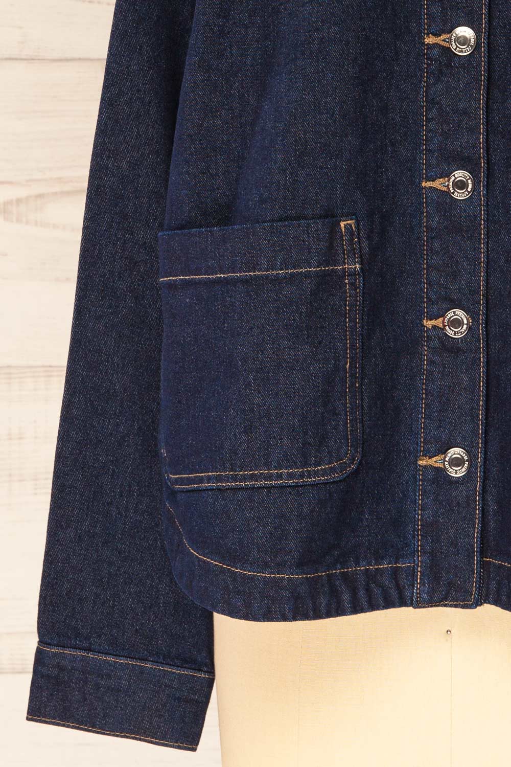 Matera Dark Wash Denim Button-Up Jacket with Pockets | La petite garçonne sleeve
