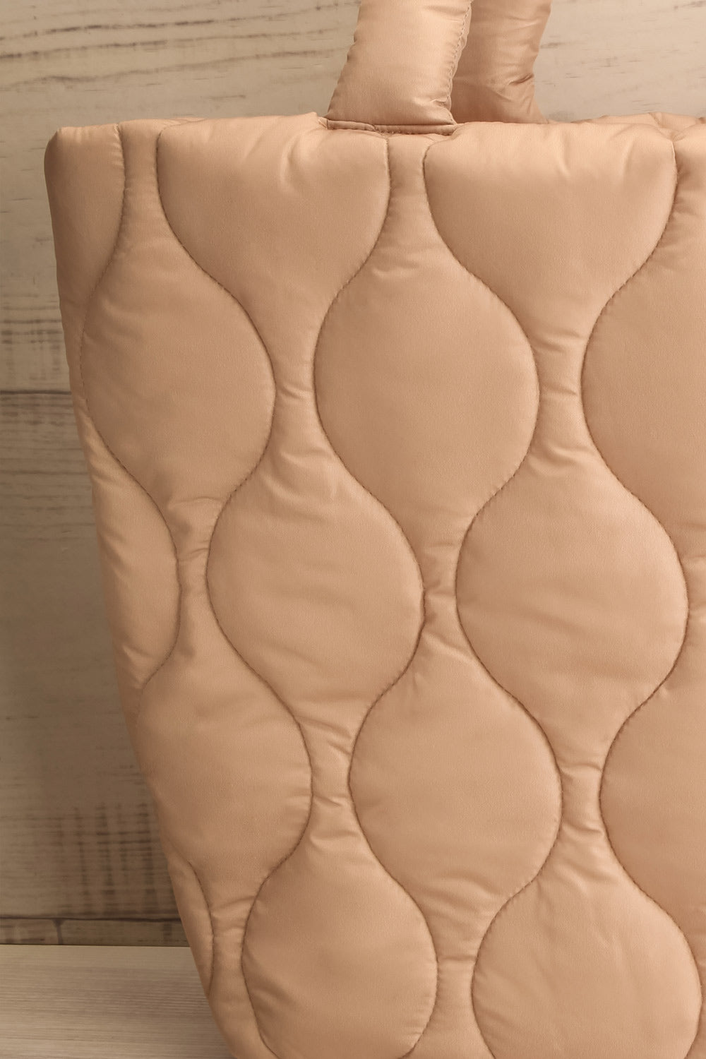 Maverick Beige Large Quilted Tote Bag | La petite garçonne close-up