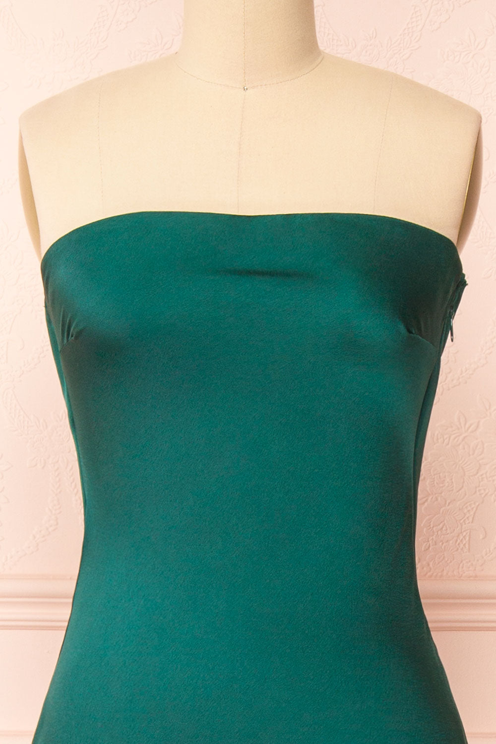 Melya Green Mermaid Maxi Dress w/ Open Back | Boutique 1861 front close-up