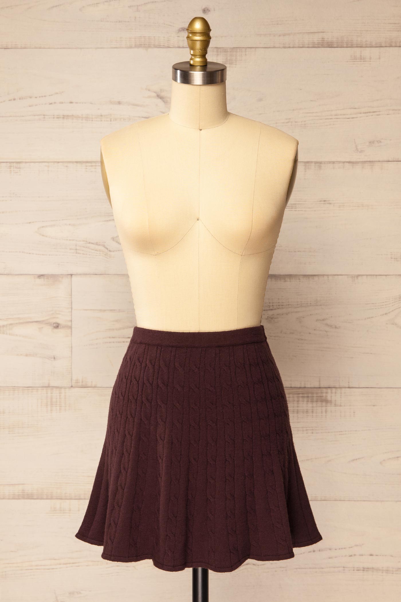 front view of Meridor Brown Cable Knit Short Skirt at La petite garçonne