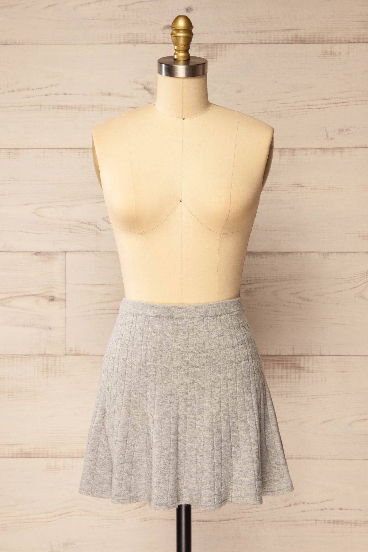 front view of Meridor Grey Cable Knit Short Skirt at La petite garçonne