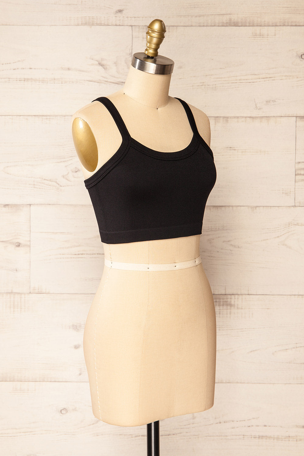 Merignas Black Cropped Ribbed Cami | La petite garçonne side view