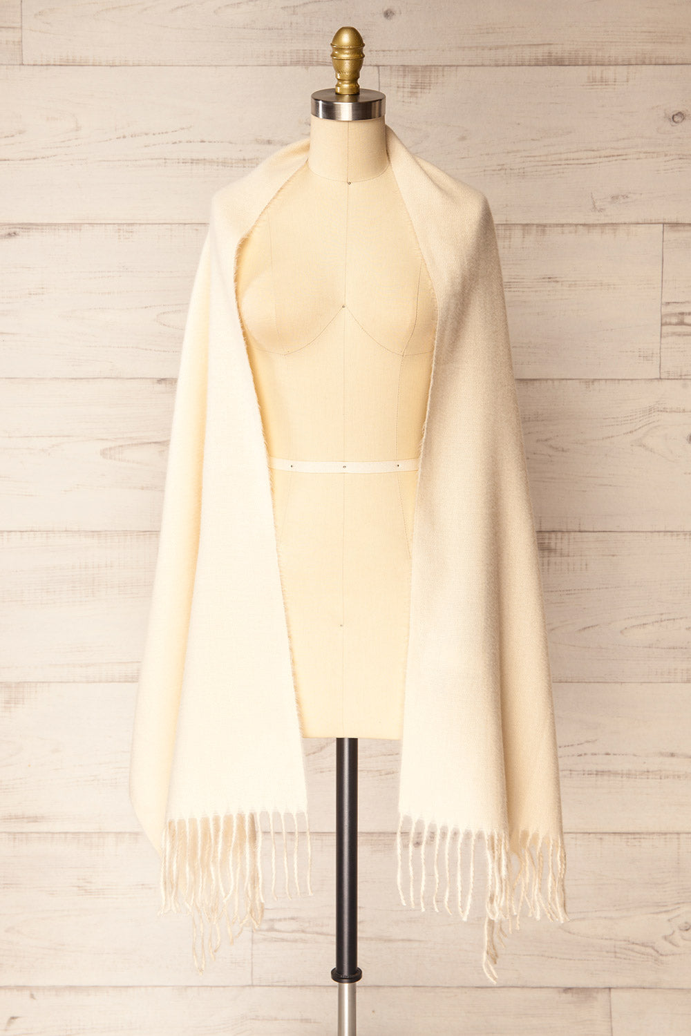 Minet Ivory Fuzzy Knit Scarf | La petite garçonne shawl view