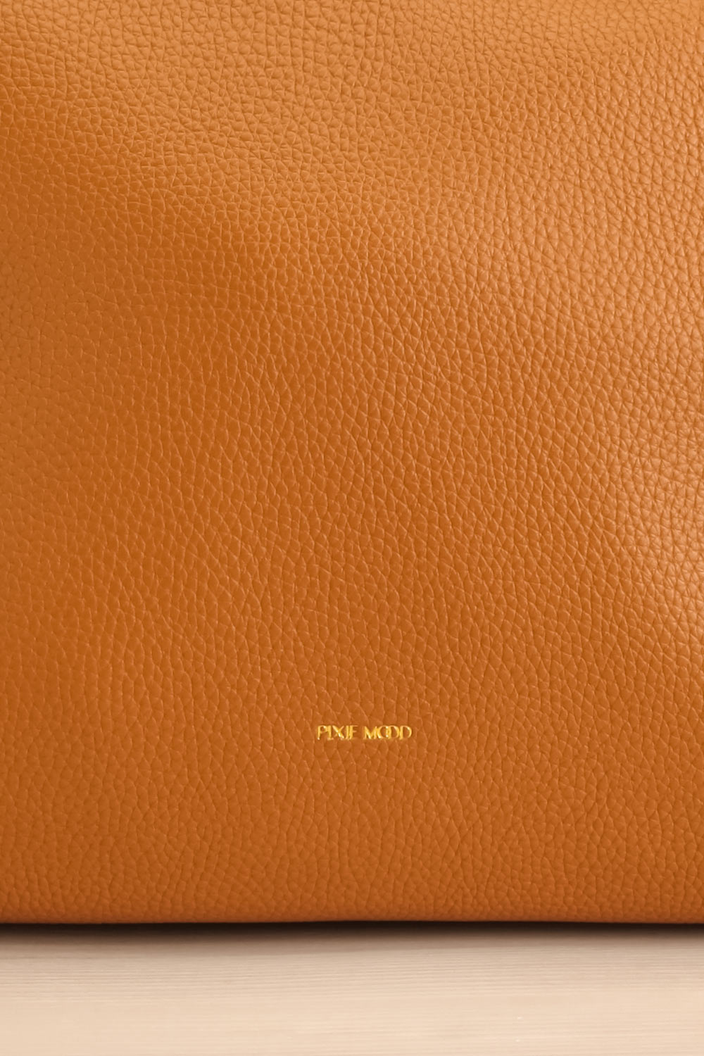 Miriane Caramel Shoulder Bag w/ Removable Crossbody Strap detaill