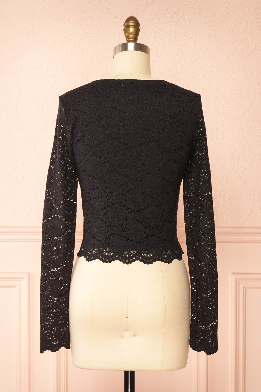 Mizar Black | Lace Crop Top