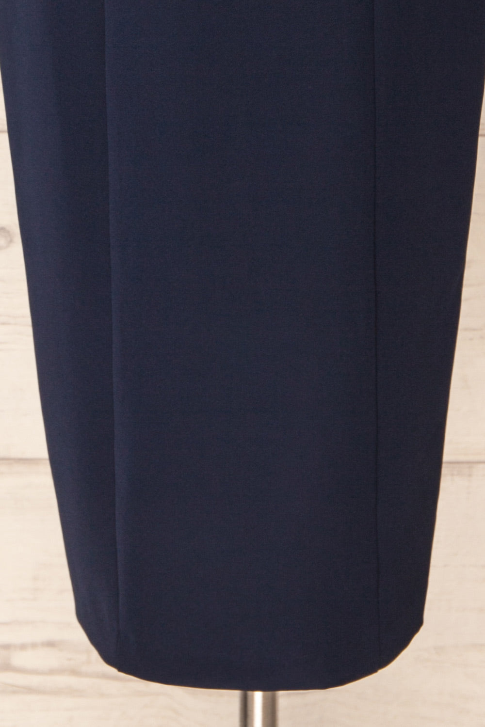Myrania Navy Fitted Midi Dress w/ Short Sleeves | La petite garçonne  bottom