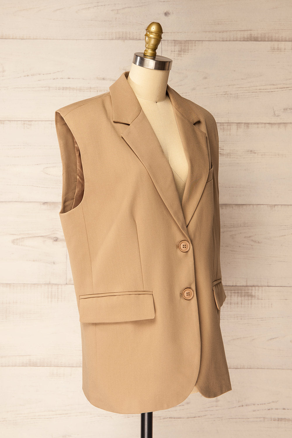 Myret Long Sleeveless Beige Blazer | La petite garçonne side view