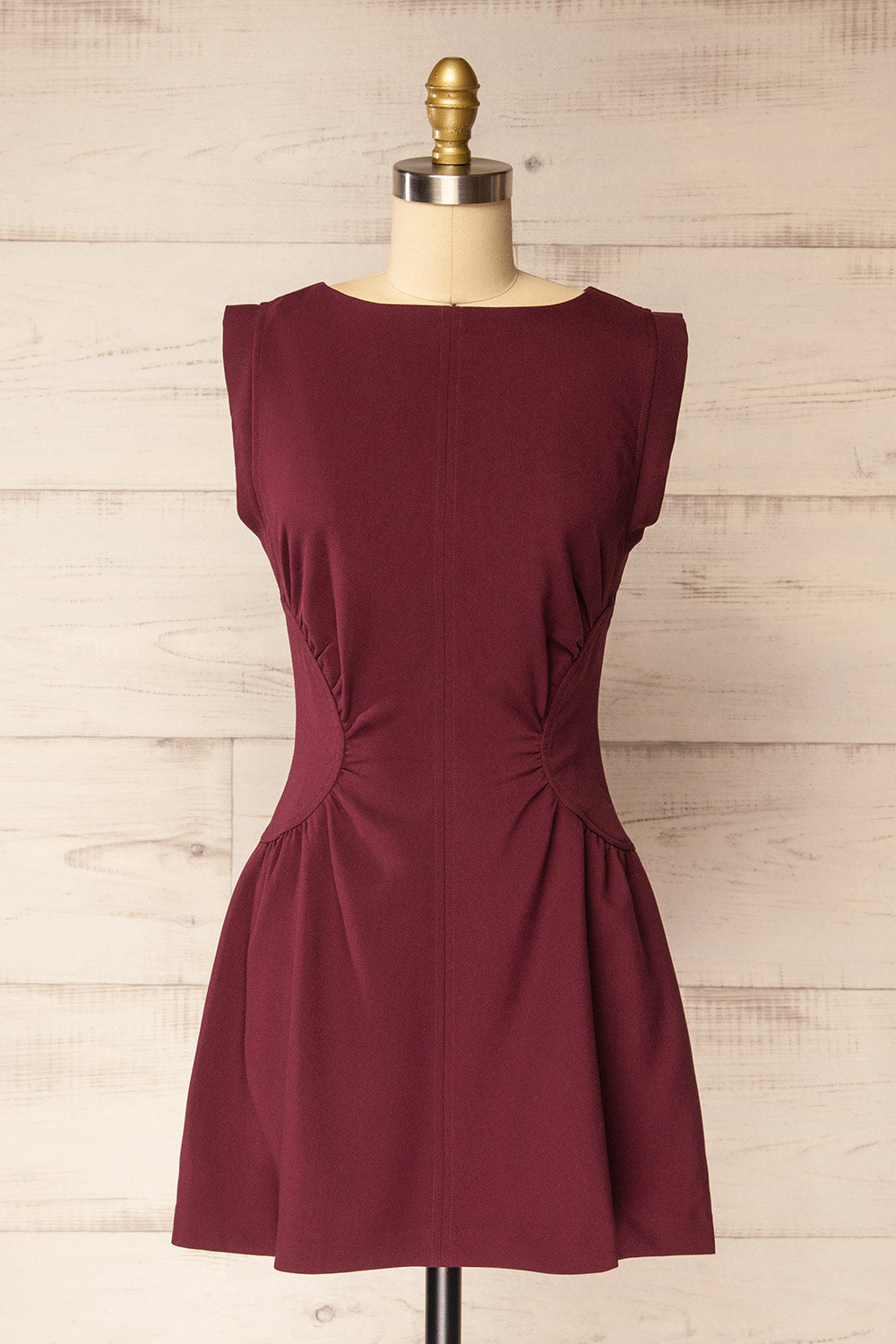 Nabua Short Sleeveless Burgundy Dress | La petite garçonne front view