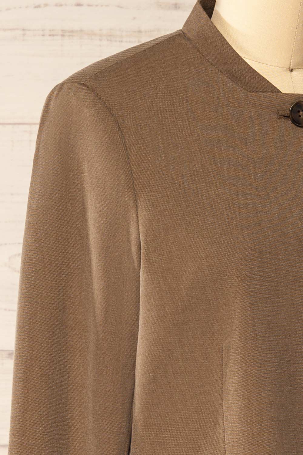 Nador Brown Button-Up Blazer | La petite garçonne side