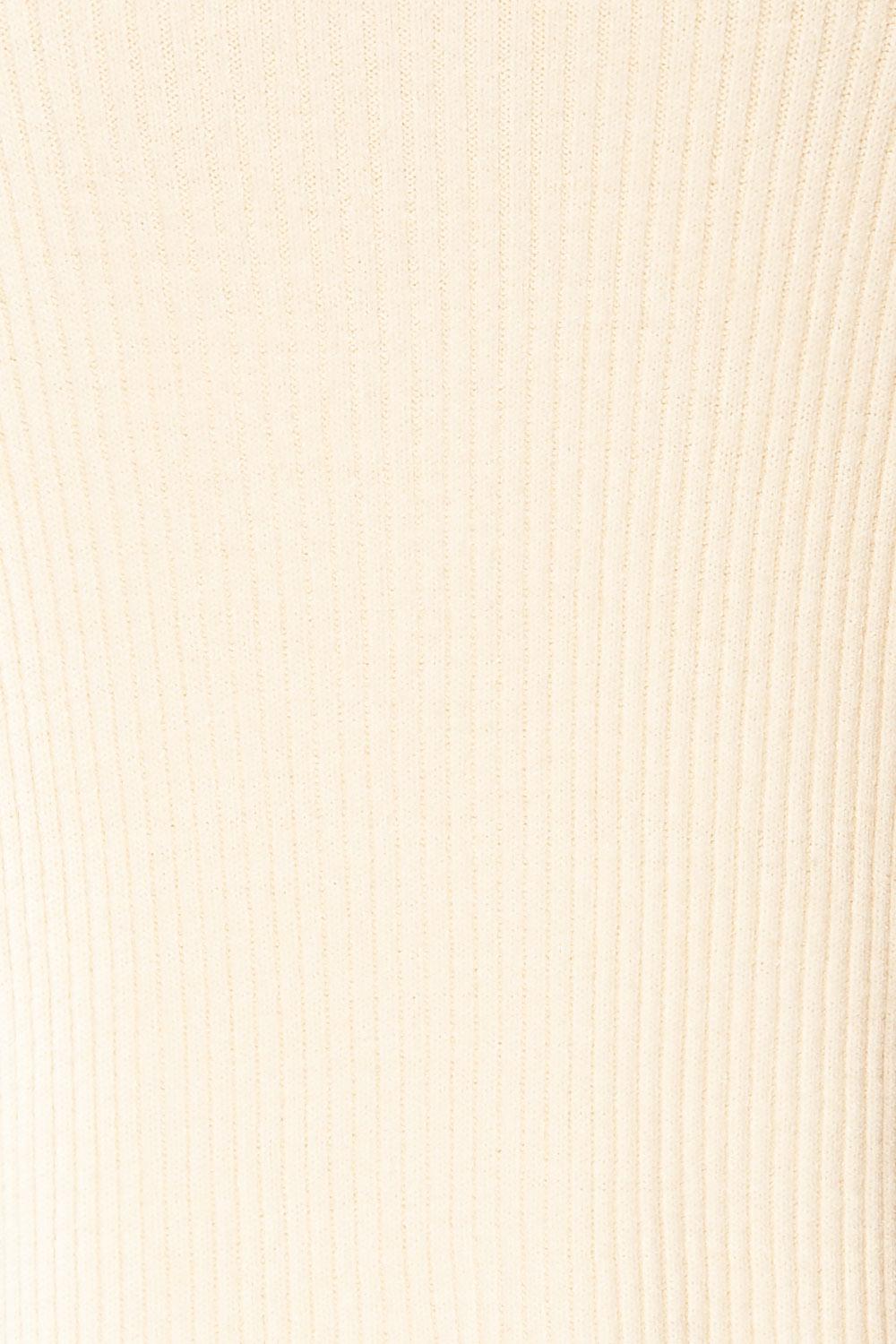 Nalchik Ivory Long Ribbed Sweater w/ Slit | La petite garçonne texture