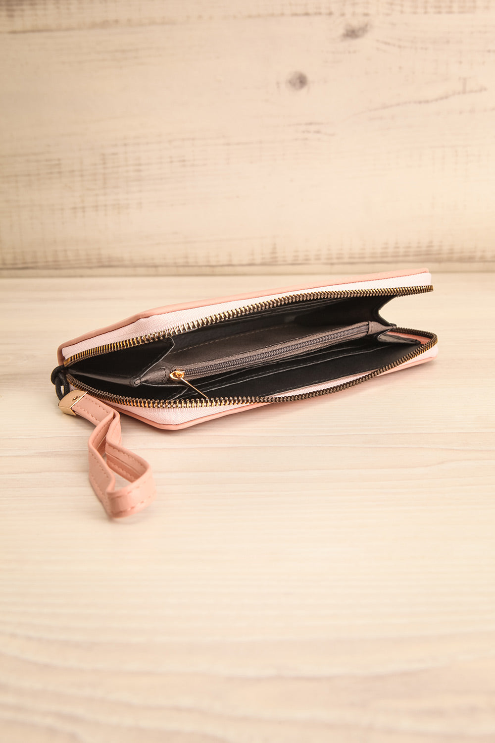Naples Blush Faux-Leather Wallet | La petite garçonne open view