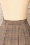 Narva Short Pleated Plaid Skirt | La petite garçonne back close-up