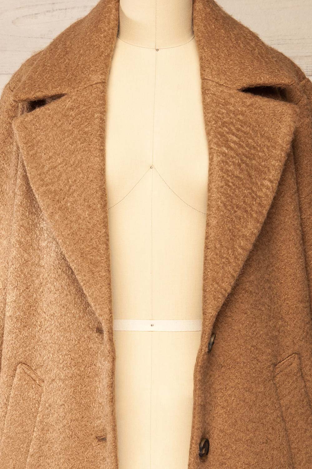 Naryn Caramel Felt Coat | La petite garçonne open close-up