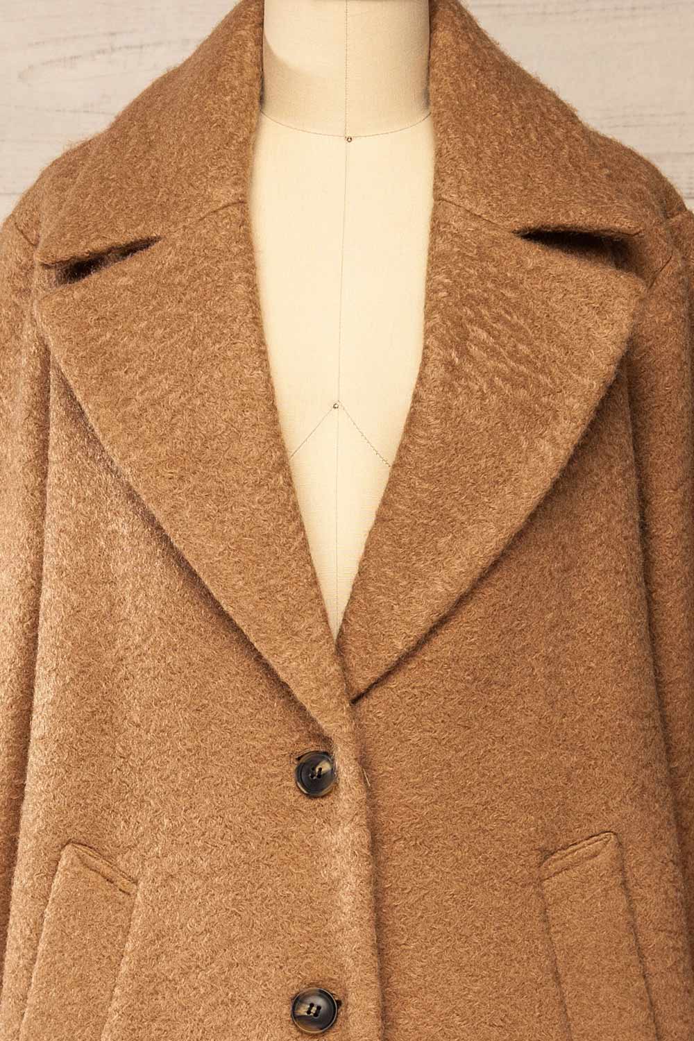 Naryn Caramel Felt Coat | La petite garçonne front close-up