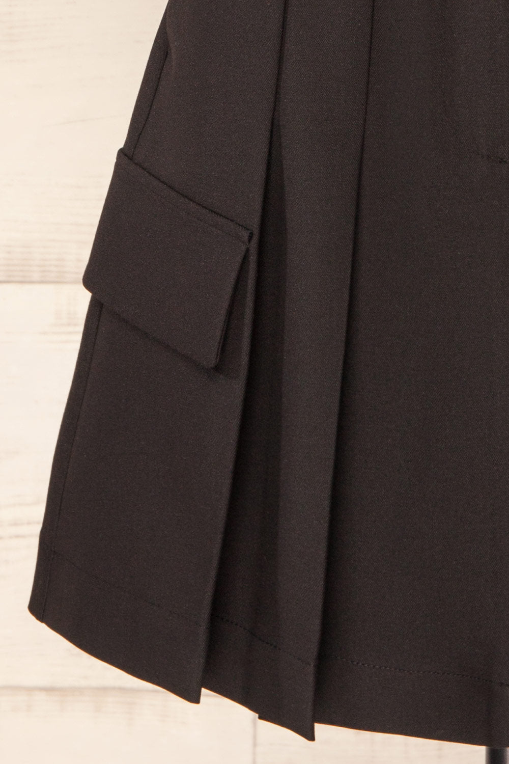 Norco Short Black Pleated Cargo Skirt | La petite garçonne bottom