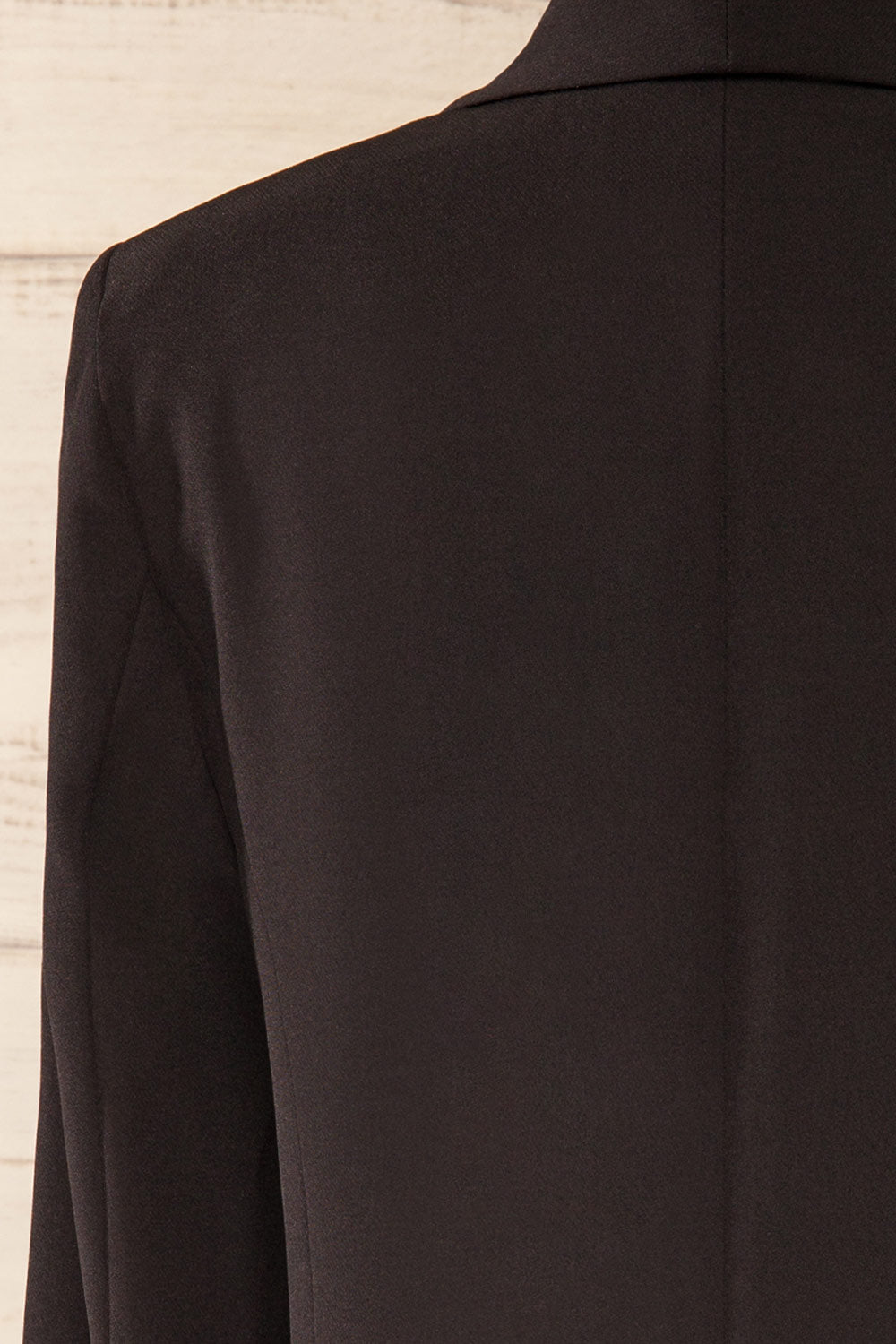 Palikir Single Lapel Black Blazer | La petite garçonne back close-up